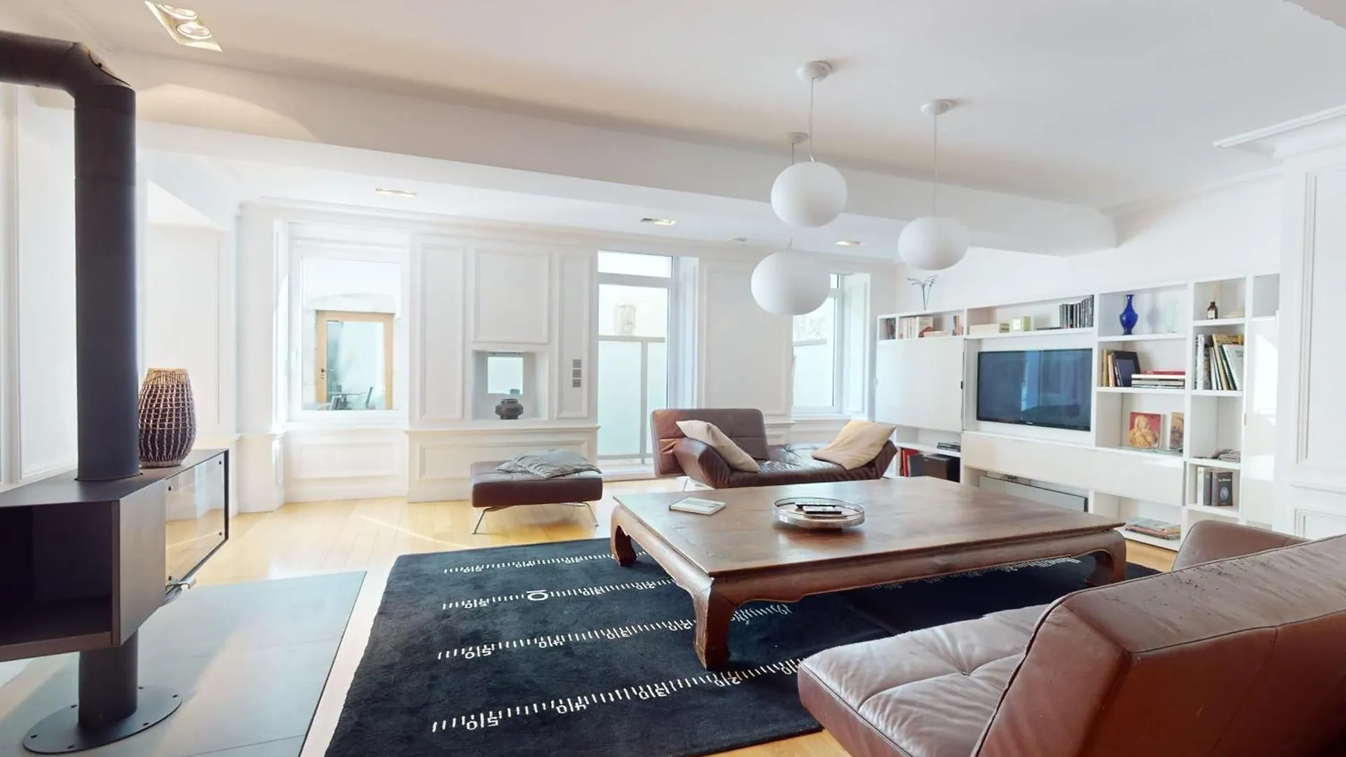Le N 10 - Apartment Of 200 Sqm With Patio Of 35 Square Meters In Old Town Annecy 0*,  Frankreich